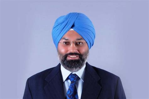 Skoda Auto Volkswagen India MD Gurpratap Boparai Resigns | Droom Discovery