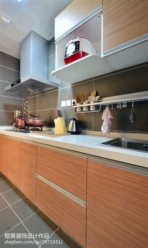 小户型现代厨房橱柜效果图 – 设计本装修效果图