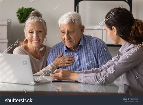 Financial Advisor Listening: Over 1.757 Royalty-Free Licensable Stock ...