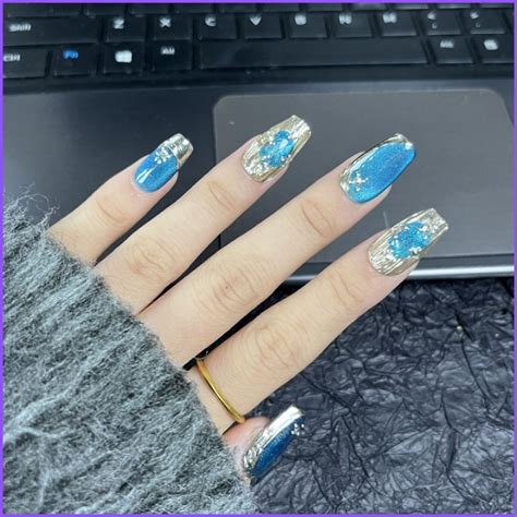 Lea | OZZARO – Ozzaro