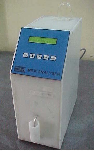 Ultrasonic Milk Analyser (UMA)