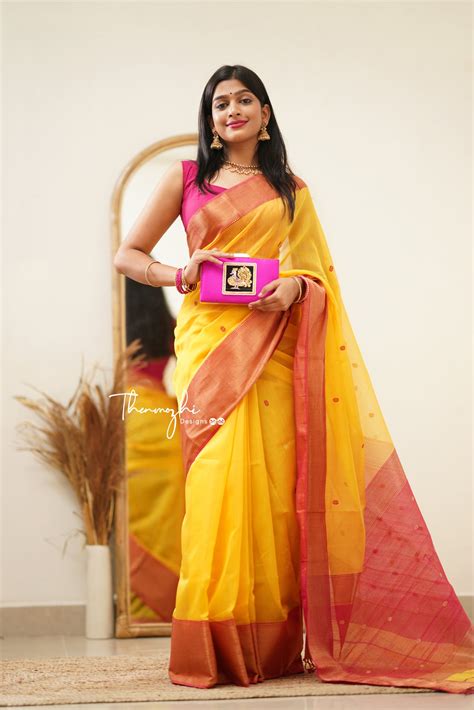 Buy Maheshwari Silk Cotton Sarees | Exclusive Collection Online