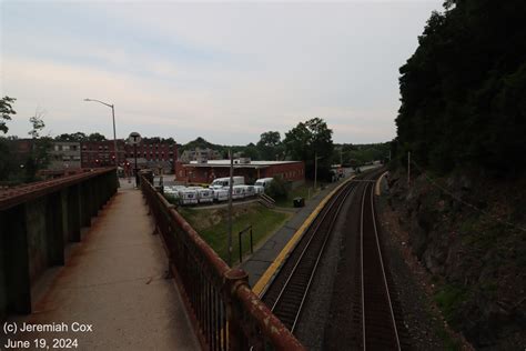Wellesley Hills - MBTA Commuter Rail Framingham/Worcester Line - Photos ...