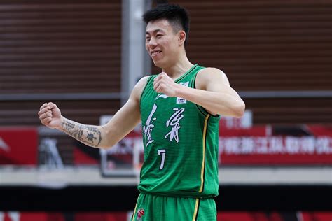 即将进入nba的中国人有哪些(重磅！又一中国球员签约NBA！即将上演中国德比...)_i体育