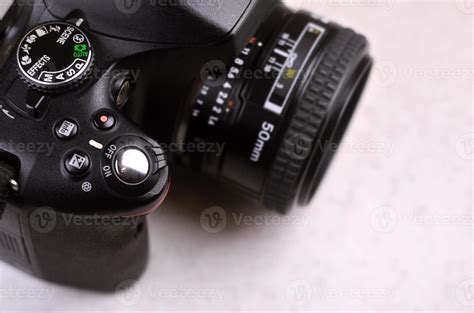 Digital SLR Camera 的图像结果