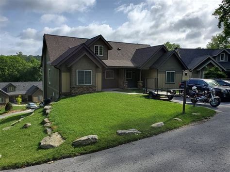 BLUEGREEN CLUB LODGES AT TRILLIUM (Cashiers) - Resort Reviews & Photos ...