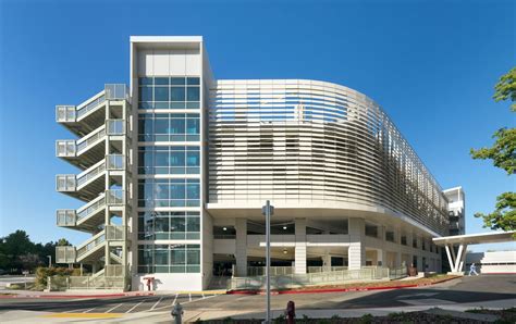 UC Davis Health Parking Structure III | Engent