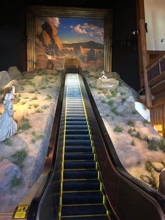 Great Platte River Road Archway Monument (Kearney) - 2019 What to Know ...