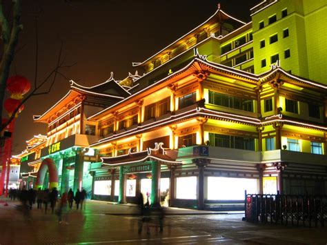 One day in Xian, China: Muslim Quarter, Terracotta Warriors, Xian City ...