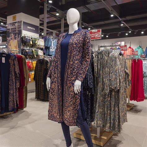 Retail Shop Design 的图像结果