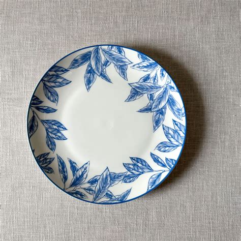 Buy Dinner Sets, Plates & Serving Bowls Online in India - Home Artisan