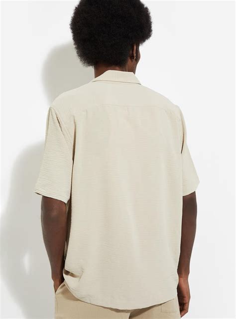 Buy URB_N Men Relaxed Fit Solid Resort Shirt Online at just Rs. 999.0 ...