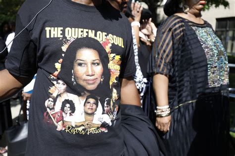Aretha Franklin Funeral Pictures | POPSUGAR Celebrity Photo 38
