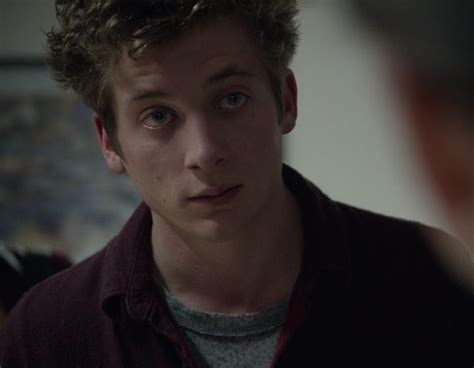 Lip From Shameless Side Profile at Zelma Radford blog