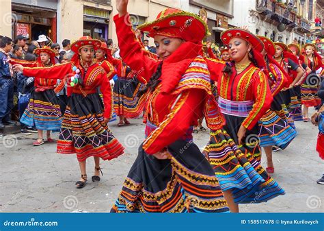 Folk Peruvian Dancers at Parade Editorial Stock Photo - Image of ...