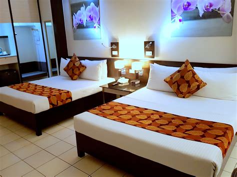 EXECUTIVE PLAZA HOTEL, MANILA