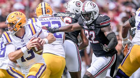 South Carolina vs LSU football kickoff time for Week 7 SEC game
