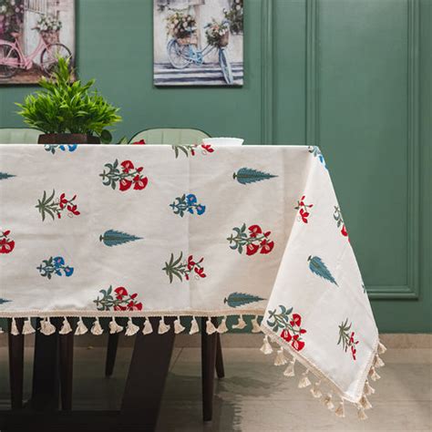 Choosing the Perfect Cover for Your 6-Seater Dining Table: A ...
