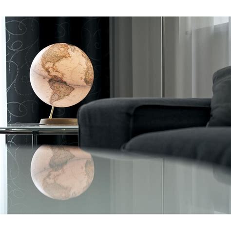 National Geographic Globe 的图像结果