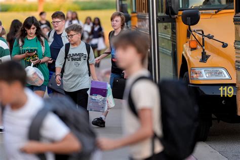 Oklahoma Supreme Court halts Walters-backed social studies standards