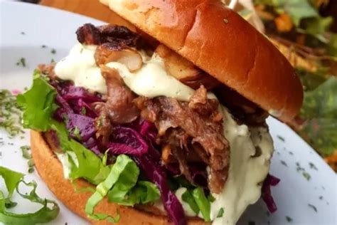 Monatsspecial November: The Pulled Duck - The Wolff's Diner