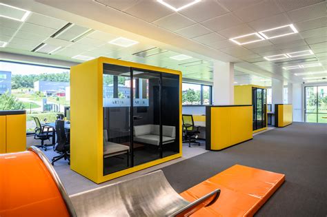 Glass partitions and movable wall for Artin | Partitions and movable walls