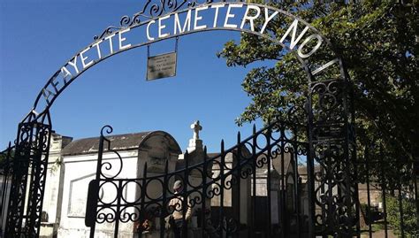 Recorrido a pie privado por el Garden District de Nueva Orleans, Nueva ...