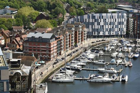 The Role of Student Ambassadors in collaborative outreach work: HEIs ...