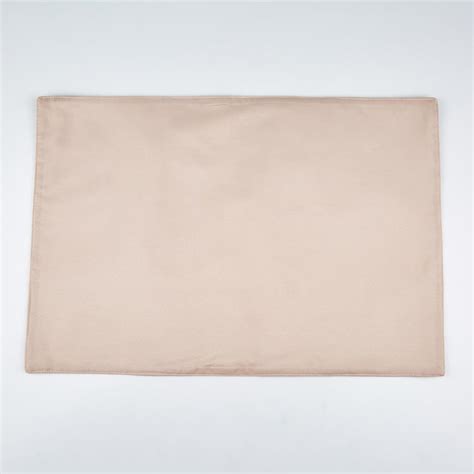 Buy Festivora Foil Print Placemat from Home Centre at just INR 199.0