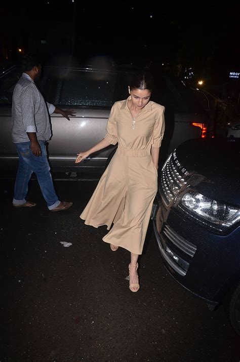 रणबीर कपूर और आलिया भट्ट ने अपने हफ्ते की शुरुआत कुछ इस तरह की