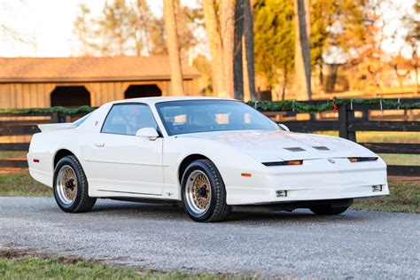 Ex–Scott Kelly 1989 Pontiac Firebird 20th Anniversary Turbo Trans Am Pace Car for sale on BaT ...