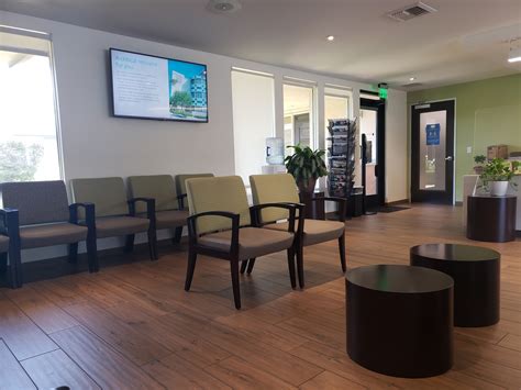 UCI HEALTH — TUSTIN - 1451 Irvine Blvd, Tustin CA 92780 - Loc8NearMe