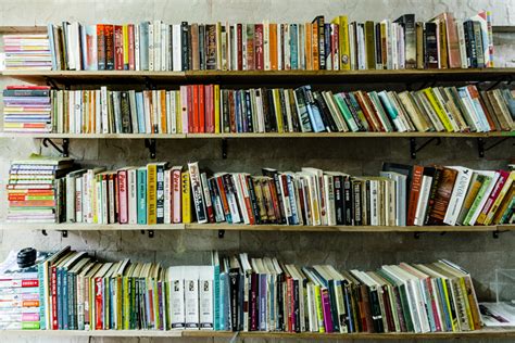 Books For INR 30? Only This Weekend, And Only At This Bandra Bookstore ...