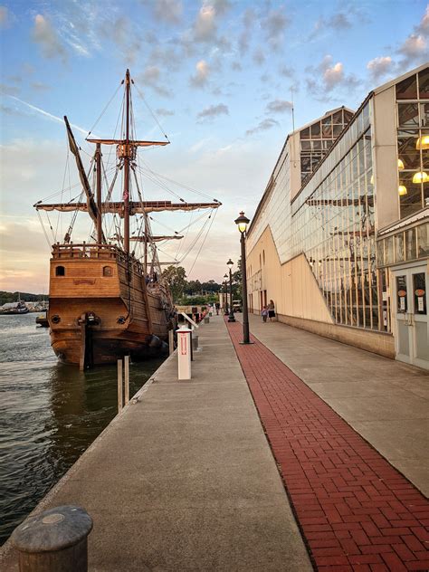 The Nao Trinidad at Sunrise (Port of Rochester, NY) : r/Rochester