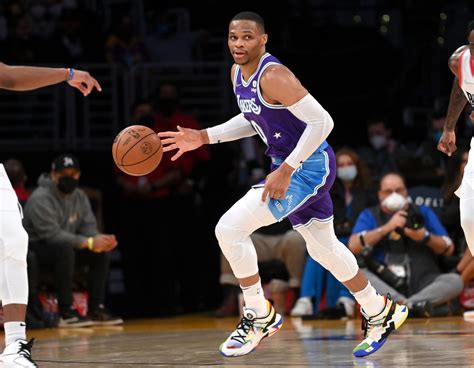 Russell Westbrook issues inspiring team-first message after strong ...