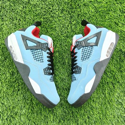 Retro 4 "University"