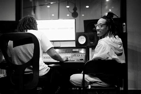 About | Find Your People | Symmetry Manufacturing