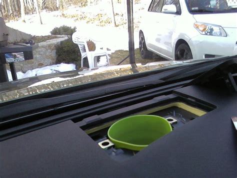 Lexus Hidden Compartment 的图像结果