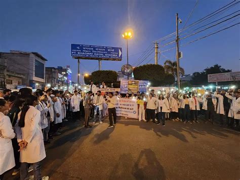 Protest against MBBS Bond Policy continues: Haryana Students reject new ...