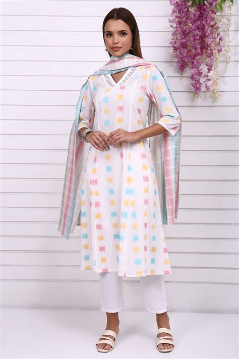 Buy White Geometric Printed Cotton Rayon Anarkali Kurta Online for ...