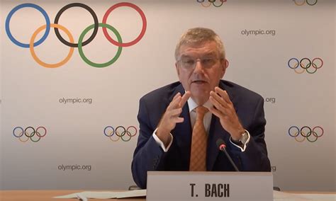 国际奥委会主席巴赫赞扬北京冬奥会准备工作：正按部就班地推进-国际在线