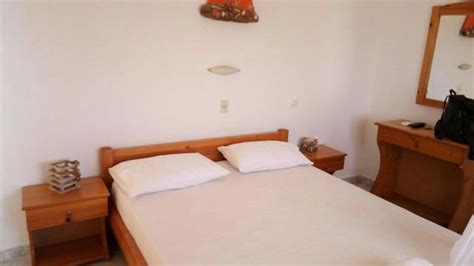 TORONEON STUDIOS (Halkidiki/Kallithea, Greece) - Apartment Reviews ...