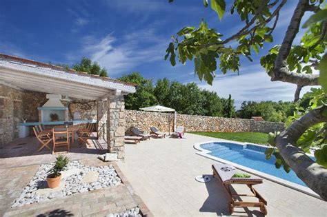 Villa Aida**** - Villas & holiday homes in Istria | CROATIA CHARTER ...