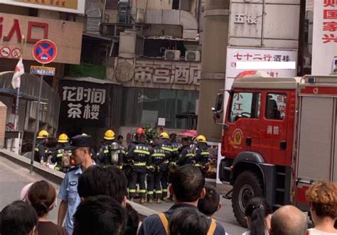 突发！重庆一大厦发生爆炸，央视发声了 - 消防百事通