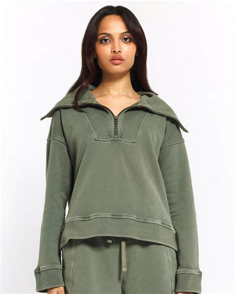 Sage Half Zip Sweat – Pace Active Designs Private Limited