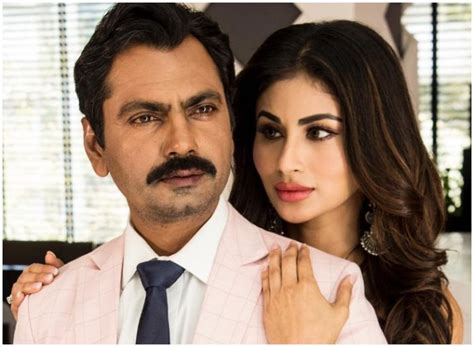 Mouni Roy walks out of Nawazuddin Siddiqui starrer Bole Chudiyan -मौनी ...