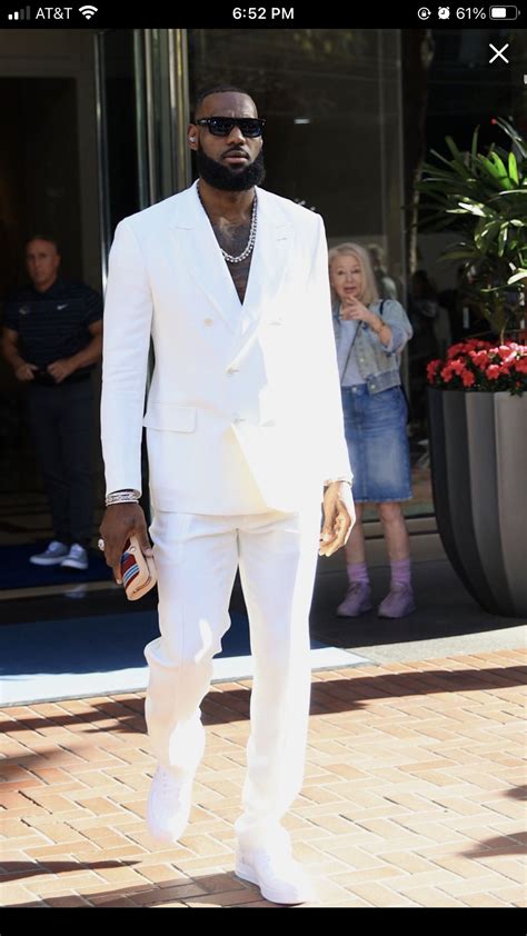 Pin by Takeia Williams Harris on King James | Mens outfits, Black men ...