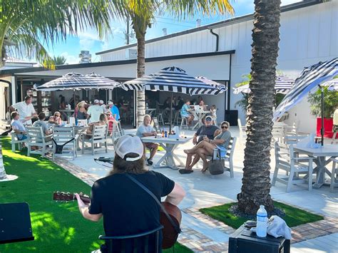 Marker 24 Riverfront Grille Restaurant – Marker 24 Marina