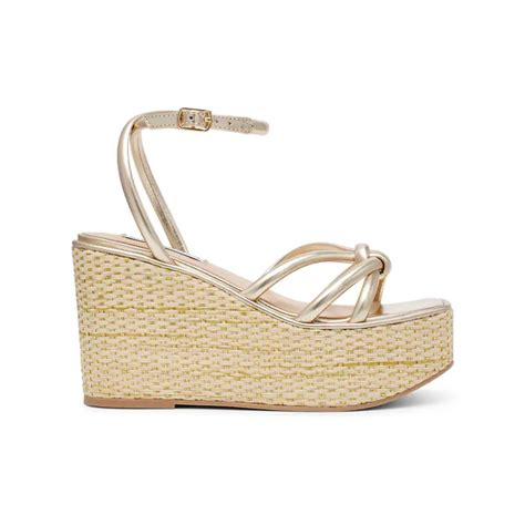 Steve Madden Ambience Mall Dlf Phase 3 Gurgaon | District
