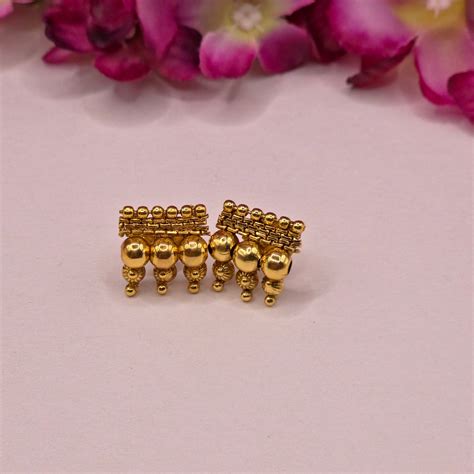 Classic Antique Gold Choker Set – HOUSE OF CHARVI